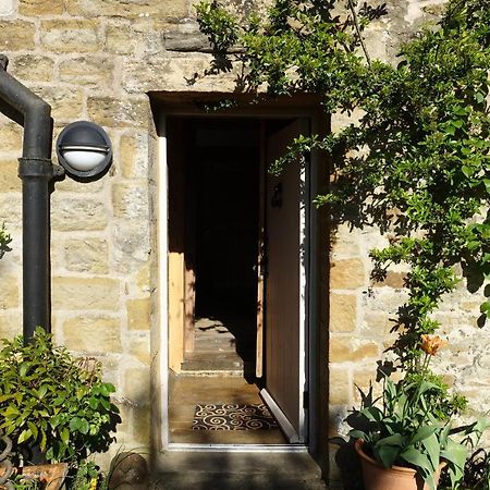 Shed End, In 18Th Century Lothersdale Mill Bd20 8En Exteriör bild